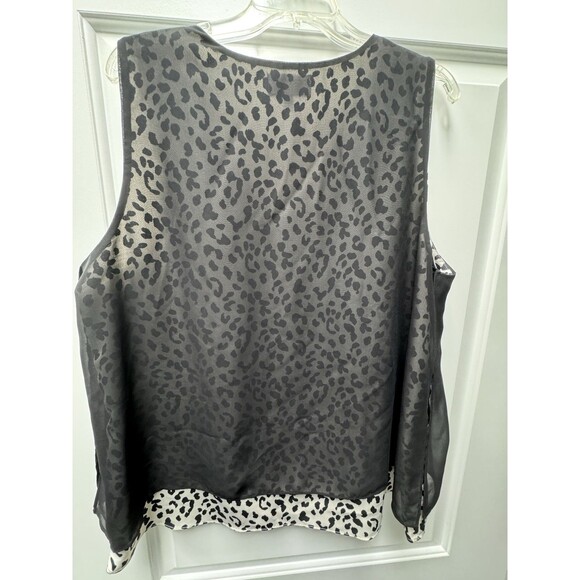 Downing Studio Sleeveless‎ Blouse Women’s Plus Size 1X V-Neck, Black & White - Picture 2 of 5